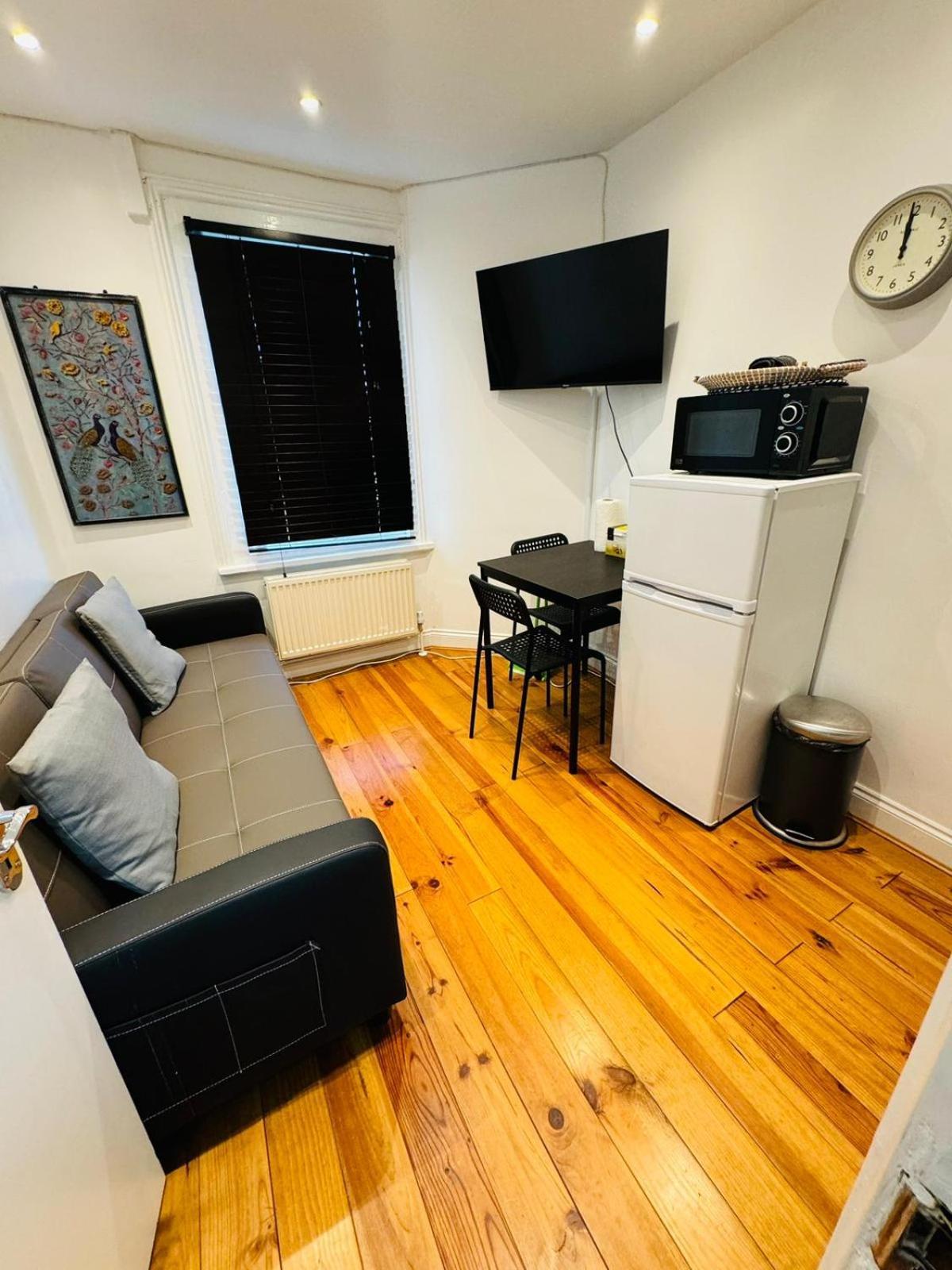 Notting Hill Guest Flat Apartment Ealing Room photo